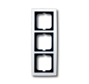 Busch-Jäger Rahmen 3-fach  1723-84