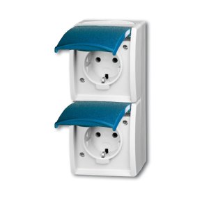Busch-Jäger 20-02 EW-53 ocean® (IP 44), SCHUKO® Steckdosen, Steckdose mit Klappdeckel, senkrecht, 2-fach, grau/blaugrün (2084-0-0701)
