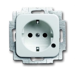 Busch-Jäger 20 EUCBL-214 Reflex SI, SCHUKO® Steckdosen, Steckdose mit LED-Kontrolllicht, alpinweiß, alpinweiß (2013-0-5281)