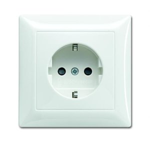 Busch-Jäger SCHUKO Steckd.Vollpl Bs. 20EUJB-914, 2013-0-5394