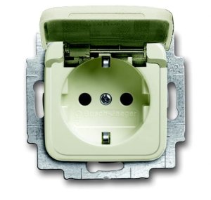 Busch-Jäger 20 EUKB-212 Busch-Duro 2000® SI, SCHUKO® Steckdosen, Steckdose mit Klappdeckel und Berührungsschutz, weiß (2013-0-5306)