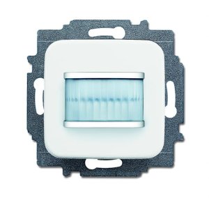 Busch-Jäger 6215/1.1-214 Busch-free@home®, Sensor-/Aktoreinheiten, Bewegungsmelder/Schaltaktor 1-fach, alpinweiß (6220-0-0116)