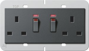 GIRA Doppel Steckd BS 13A  278428