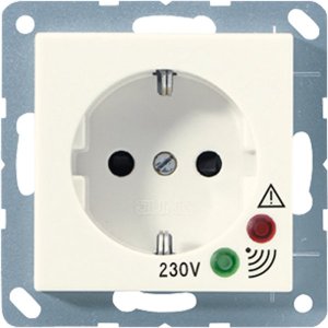 Jung SCHUKO-Steckdose m.Ueberspan A521UF